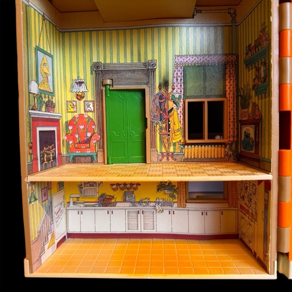 Sesame Street - Mr Hoopers Store Play set 1984 With Figures & Accessories - Picture 5 of 14